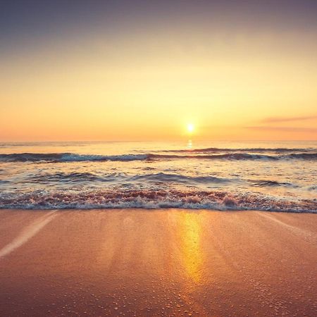 Tamarindo Beach, Prime Location, Fantastic Watersalt Pool & Cold Plunge, Family & Friends 외부 사진