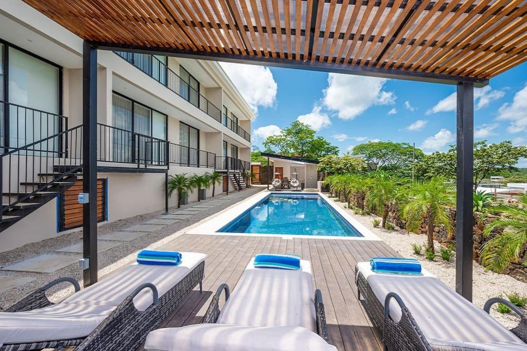 Tamarindo Beach, Prime Location, Fantastic Watersalt Pool & Cold Plunge, Family & Friends 외부 사진