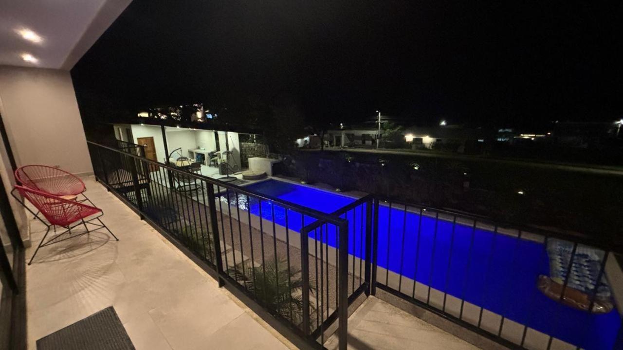 Tamarindo Beach, Prime Location, Fantastic Watersalt Pool & Cold Plunge, Family & Friends 외부 사진